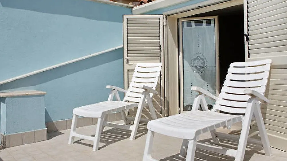Nina B&B Giardini Naxos Italy