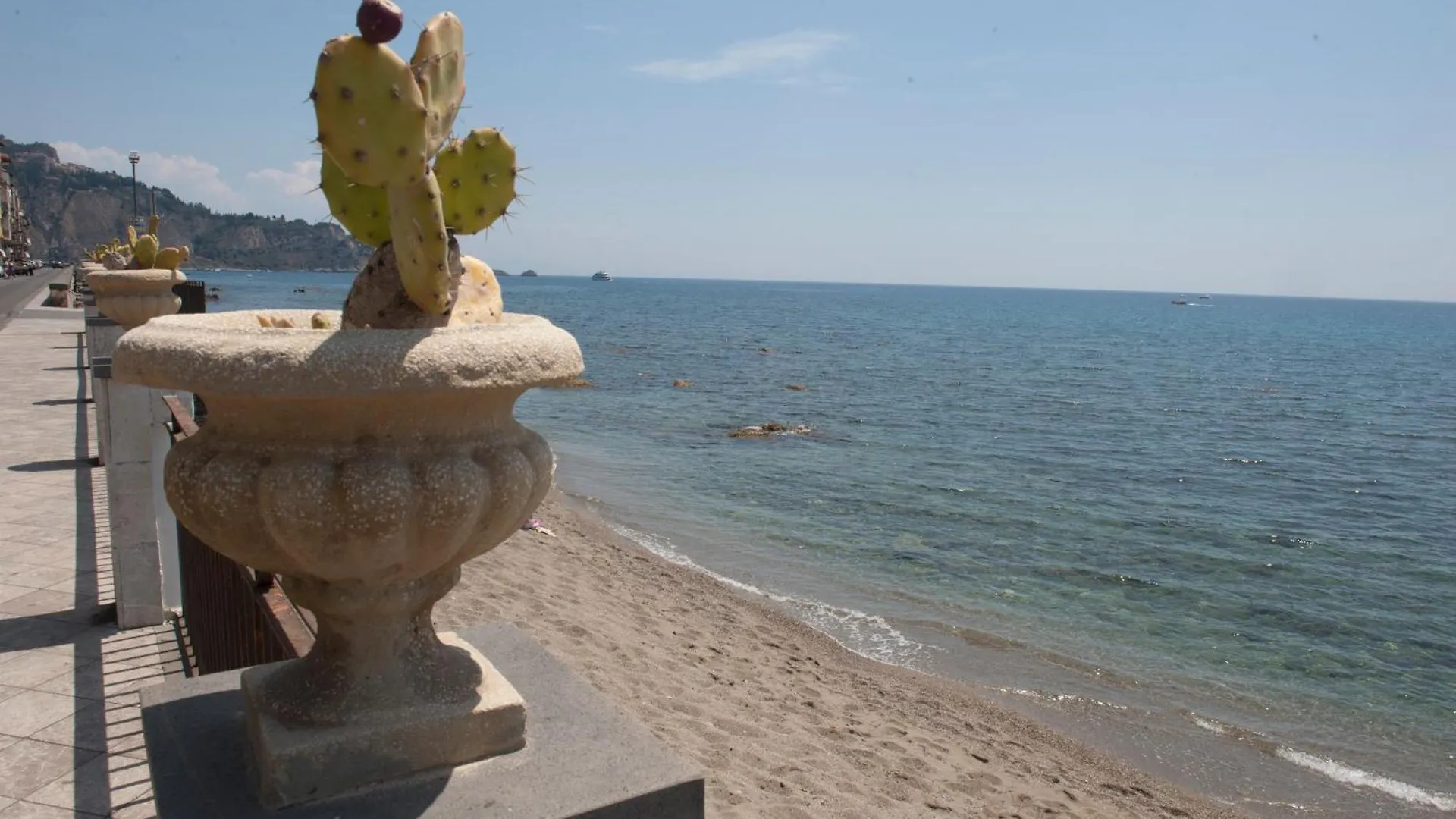 Bed & Breakfast Nina B&B Giardini Naxos