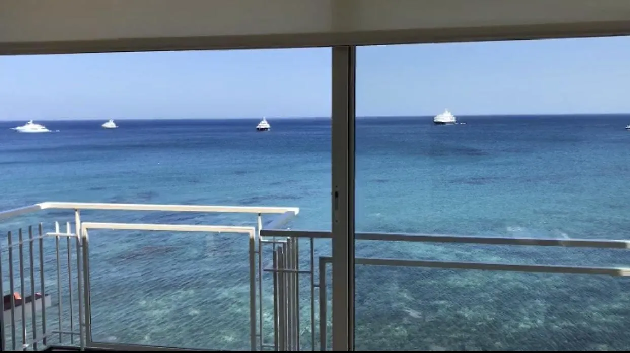 Nina B&B Giardini Naxos 3*,