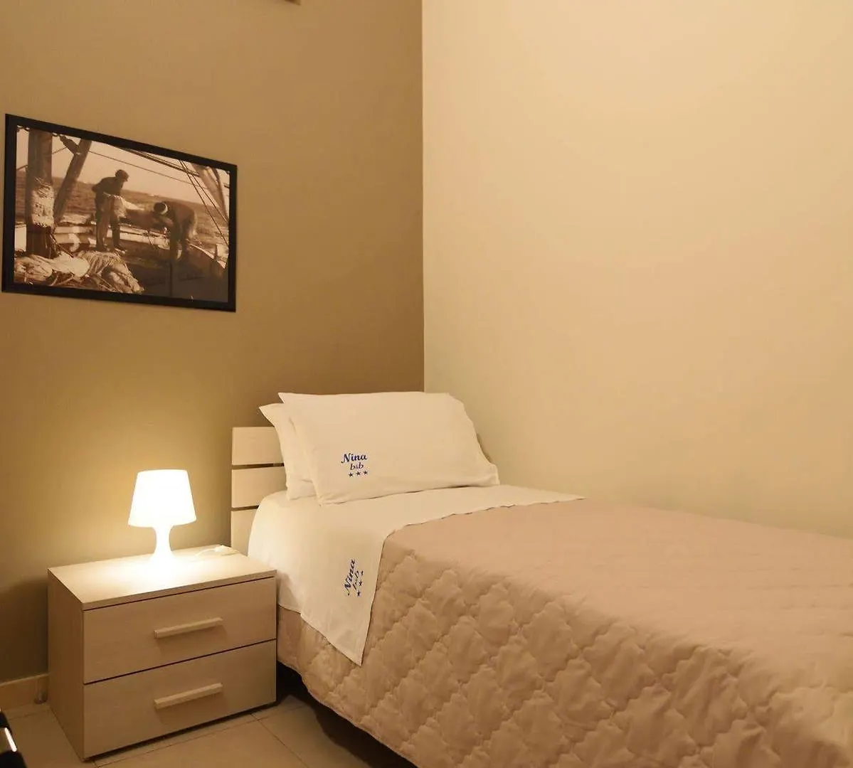 Nina B&B Giardini Naxos