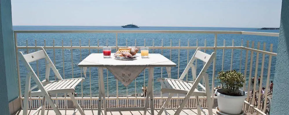Nina B&B Giardini Naxos