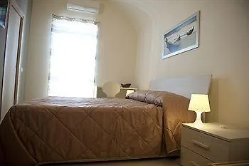 Nina B&B Giardini Naxos