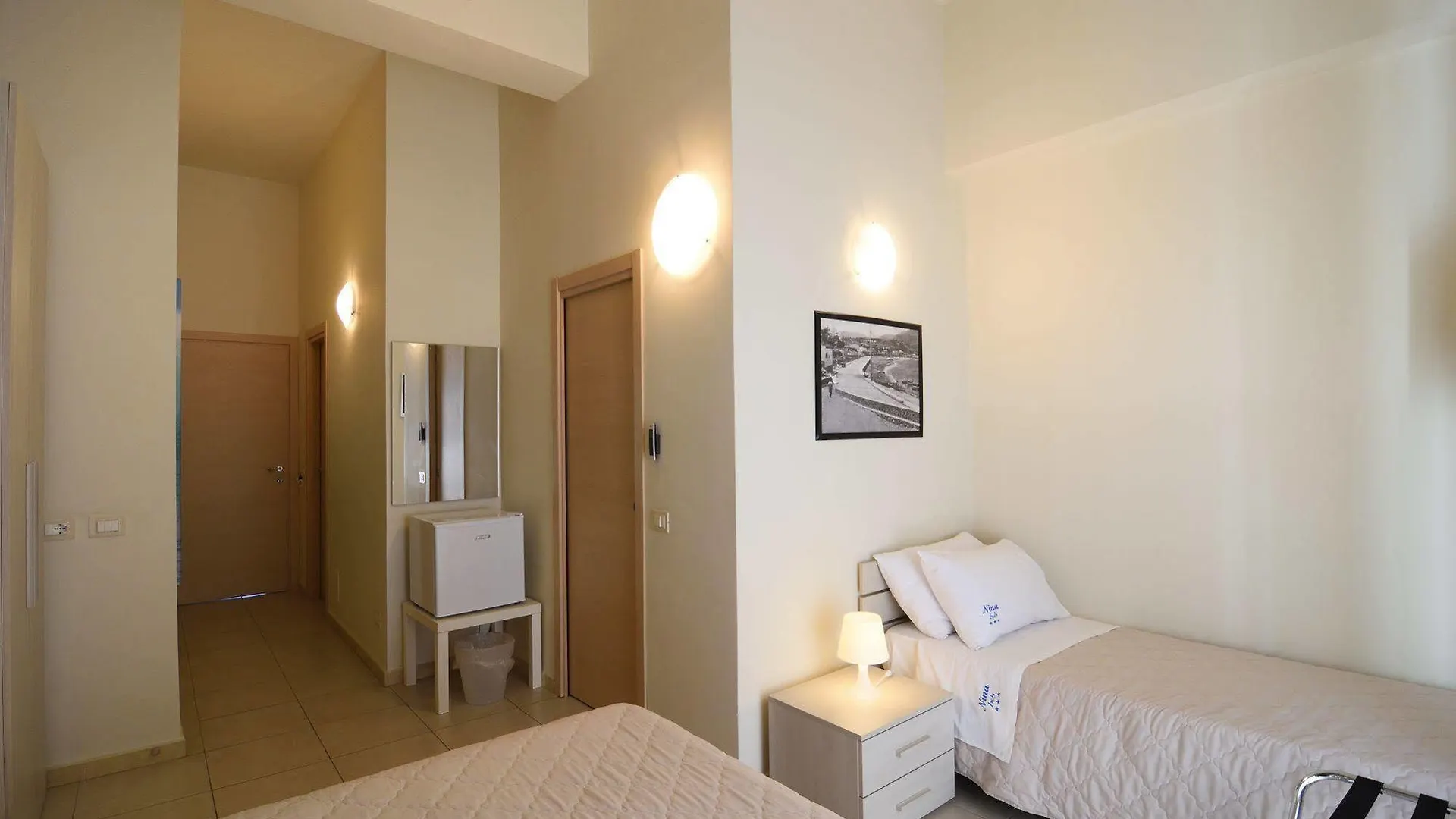 *** Alojamento de Acomodação e Pequeno-almoço Nina B&B Giardini Naxos Itália